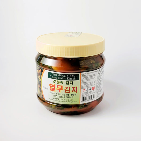 <Cho Moon Sook> Kimchi củ cải non (900ml/1.65L)