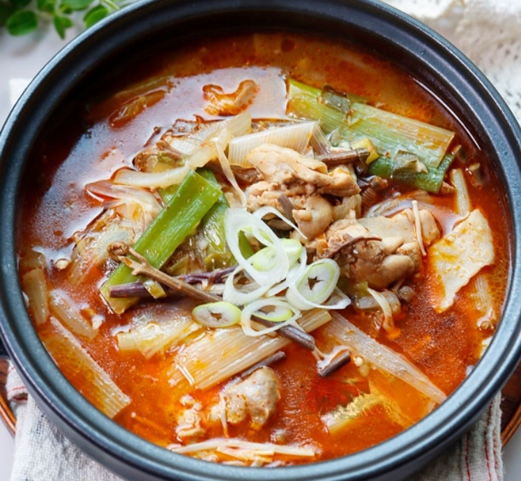 Spicy Green Onion Chicken Soup (2 Servings, 800g)