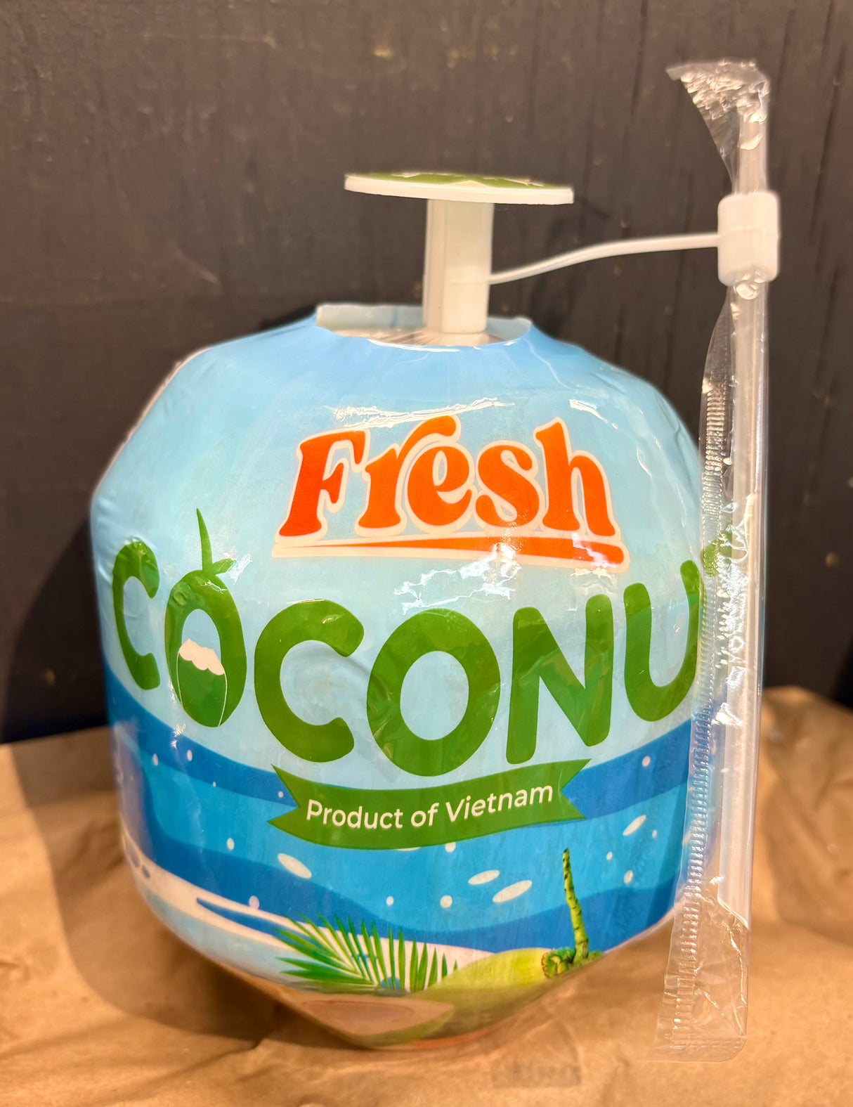 <샌디팜> young coconut with straw