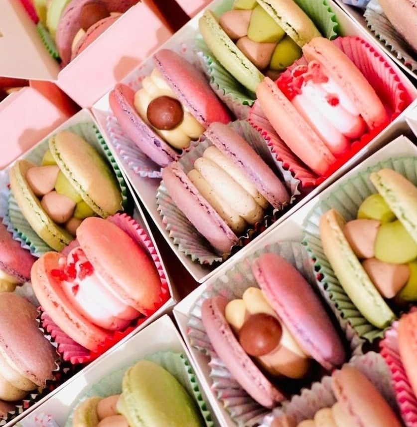 Macaron 6 Pieces (Strawberry/Green Tea Chocolate/Oreo/Injeolmi/Black Sesame/Earl Grey)