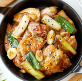 [Yum Yum] Soy Sauce Garlic Grilled Chicken Meal Kit (Chicken 400g + Rice Cake + Sauce)