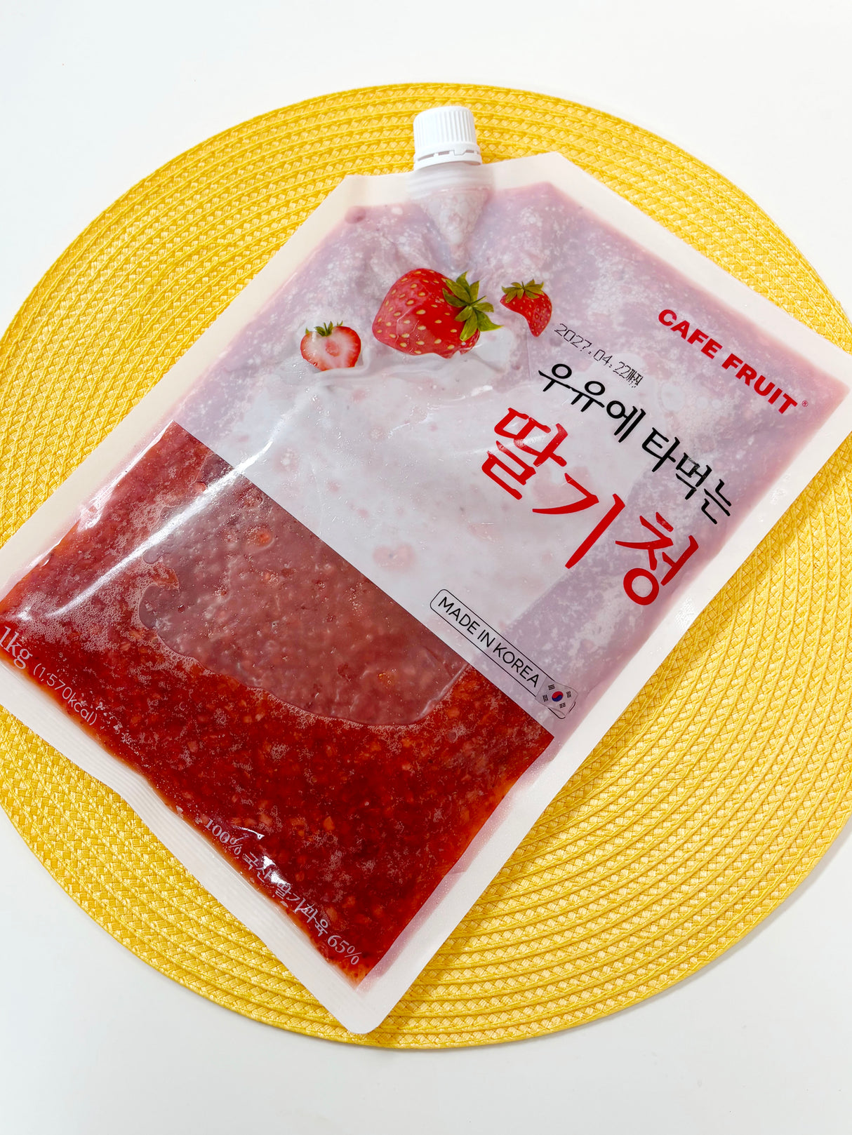 [Cafe Fruit] 우유에 타먹는 딸기청 (1kg)