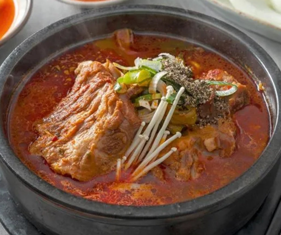 [SCENT OF SALT] Canh xương bò hầm rau (1kg)